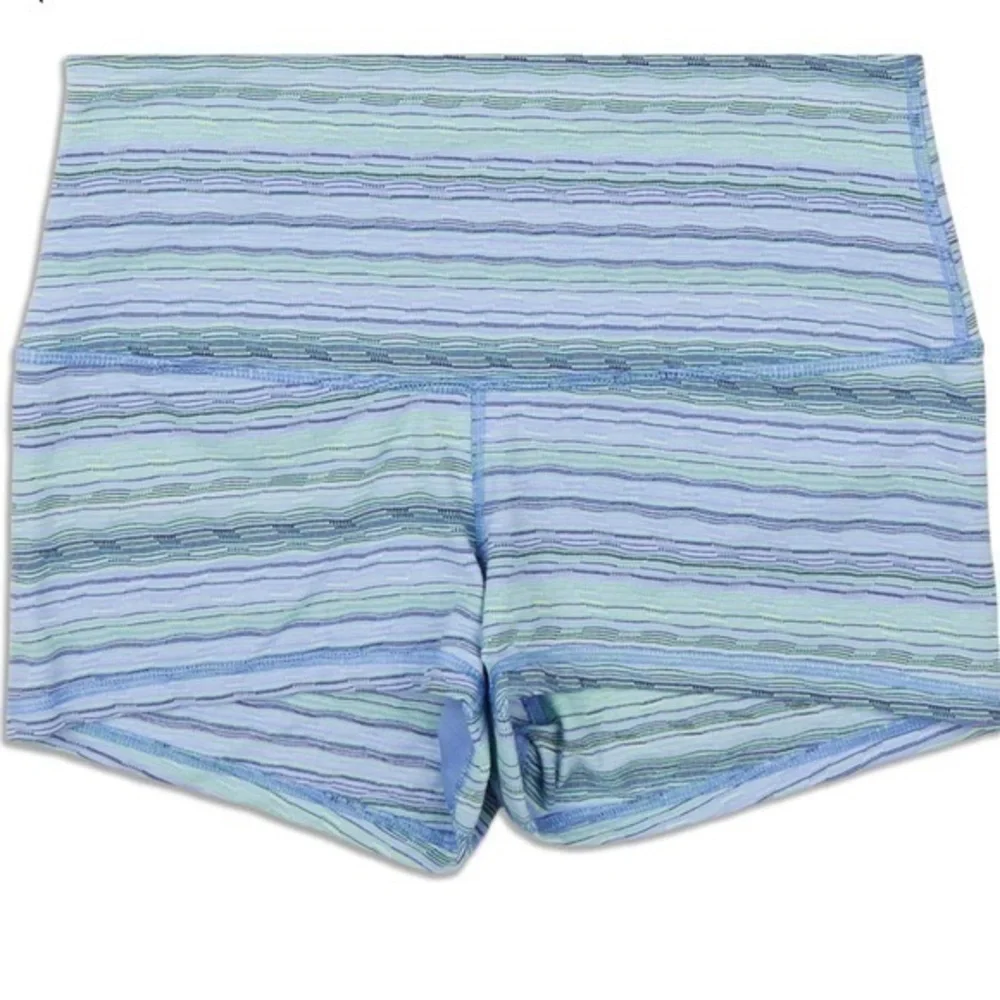 Lululemon Athletica Women's Boogie Shorts Roll Down Waist Space Dye Blue Size 4